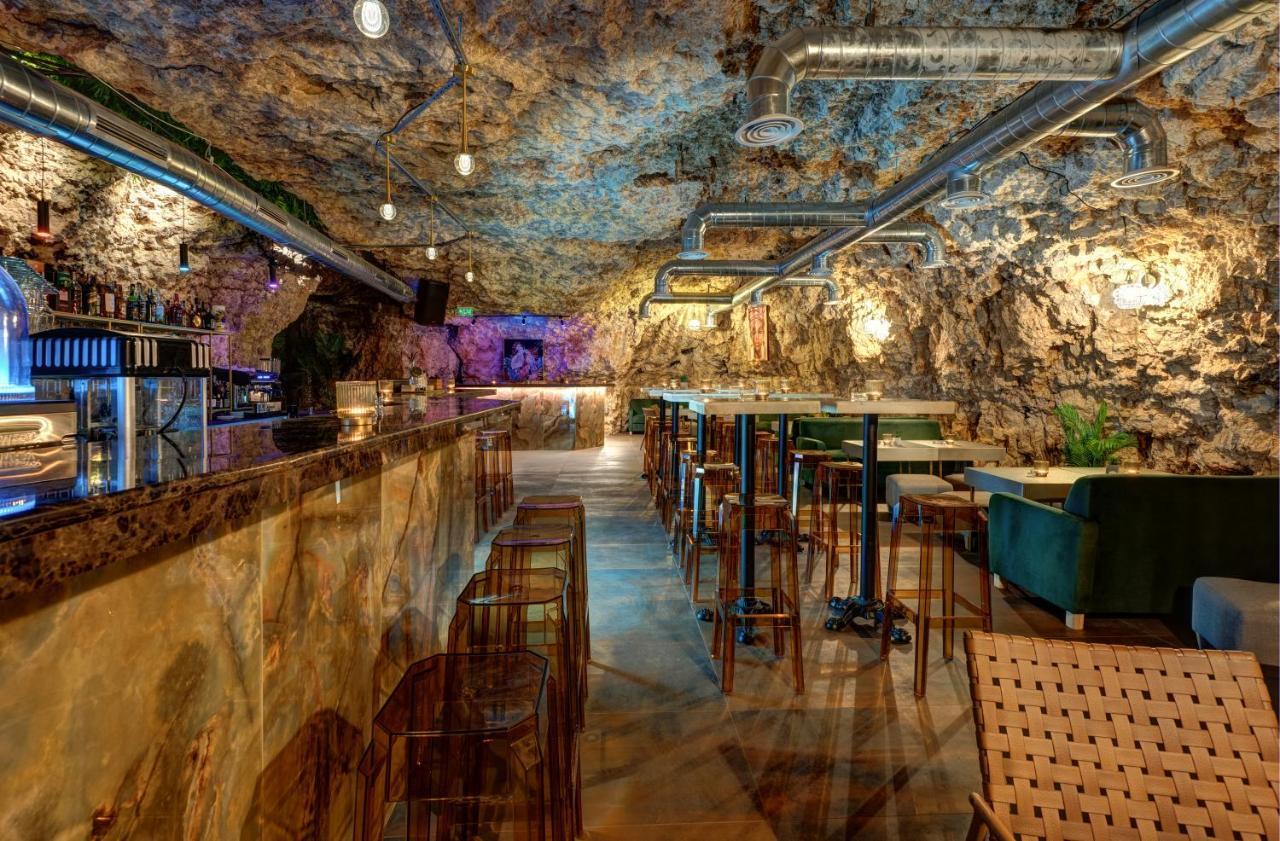 Park Hotel Kaylaka Plevna Kültér fotó