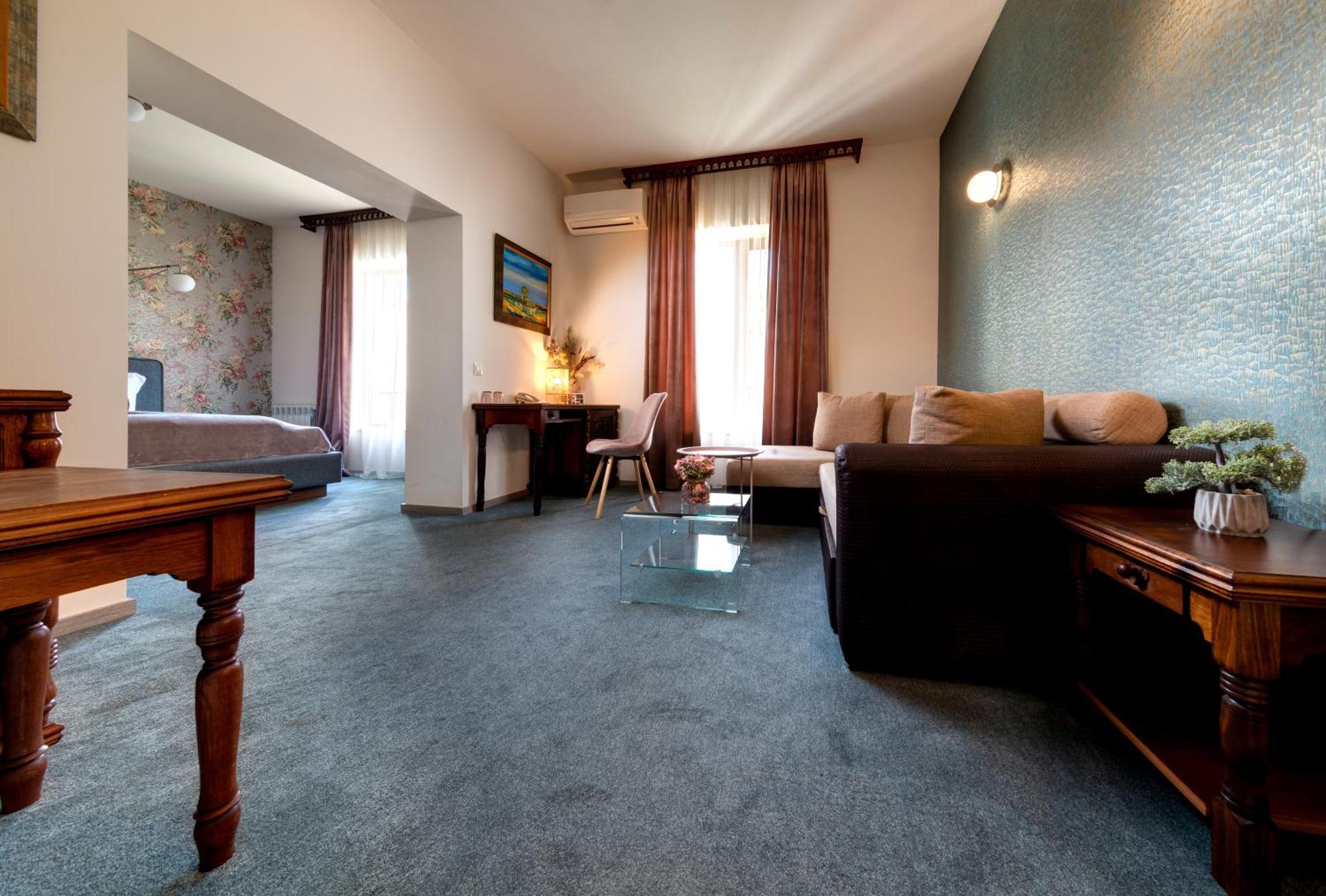 Park Hotel Kaylaka Plevna Kültér fotó