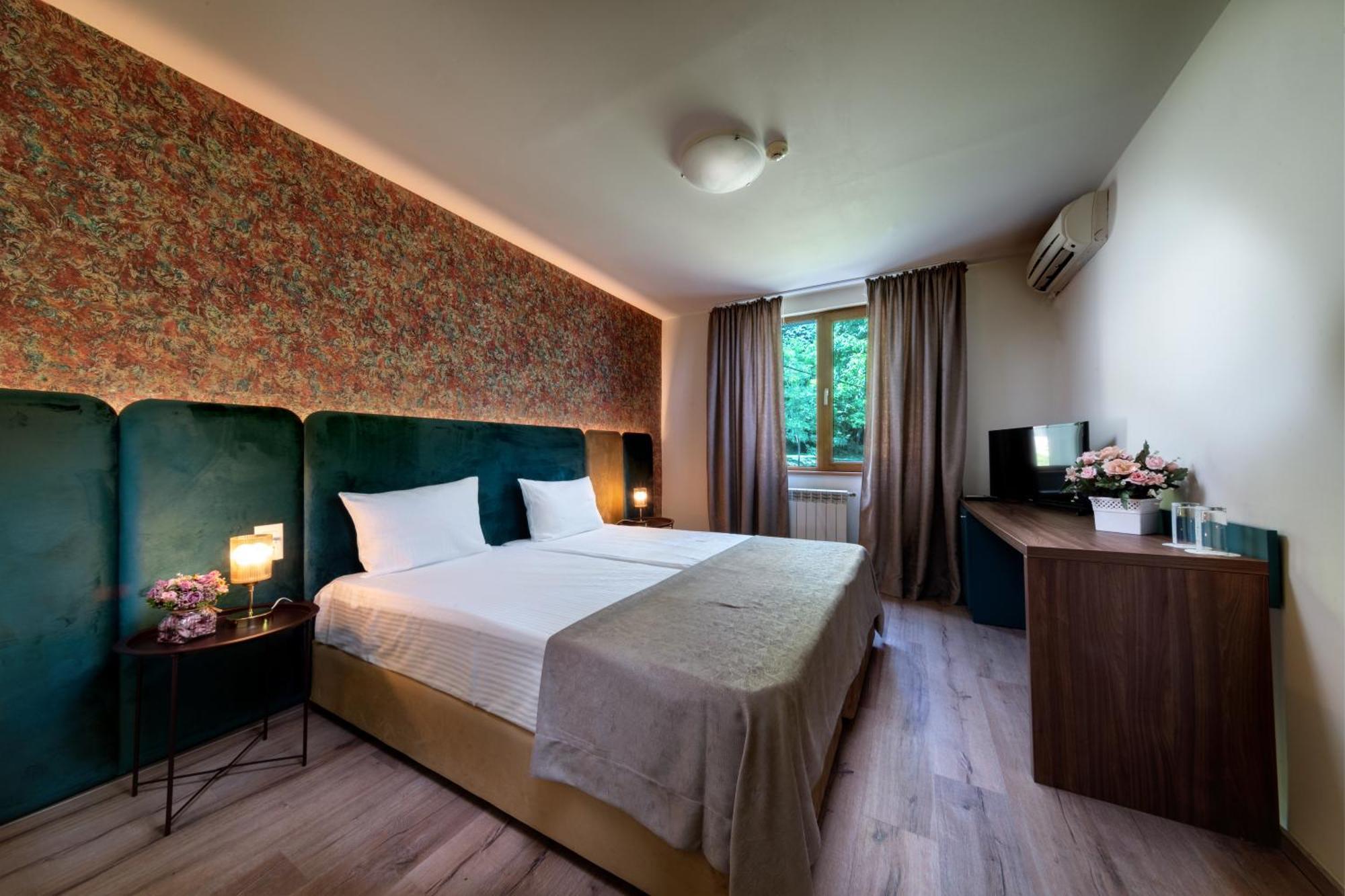 Park Hotel Kaylaka Plevna Kültér fotó