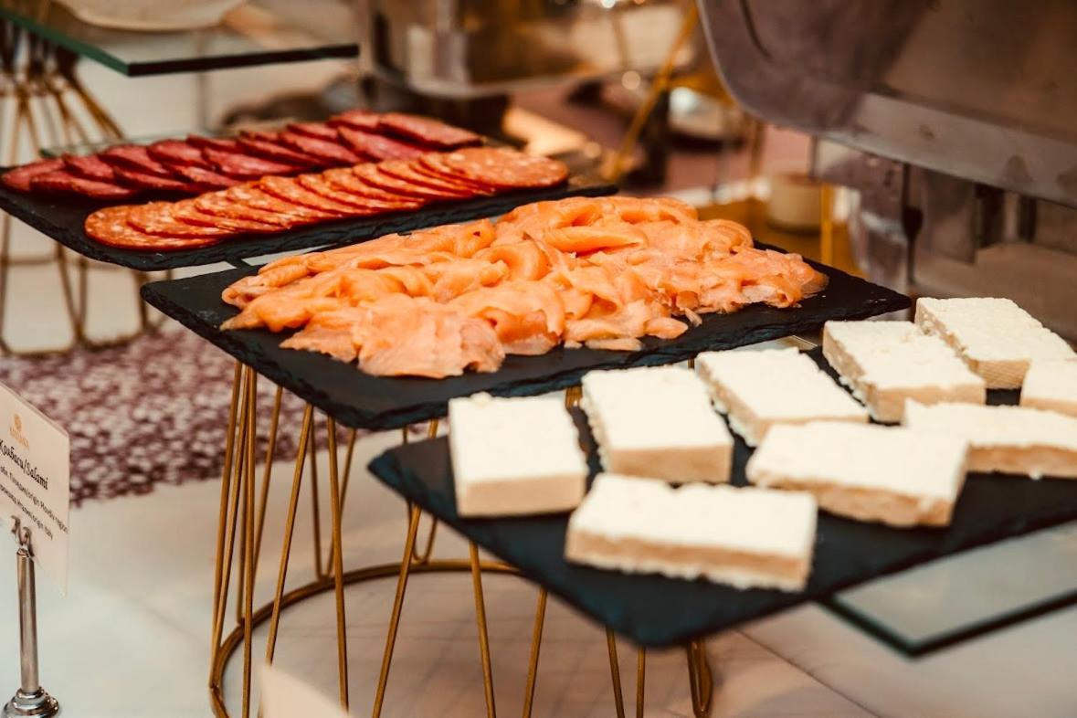 Park Hotel Kaylaka Plevna Kültér fotó